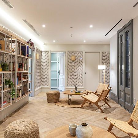Weflating Boutique Hostel Барселона Экстерьер фото