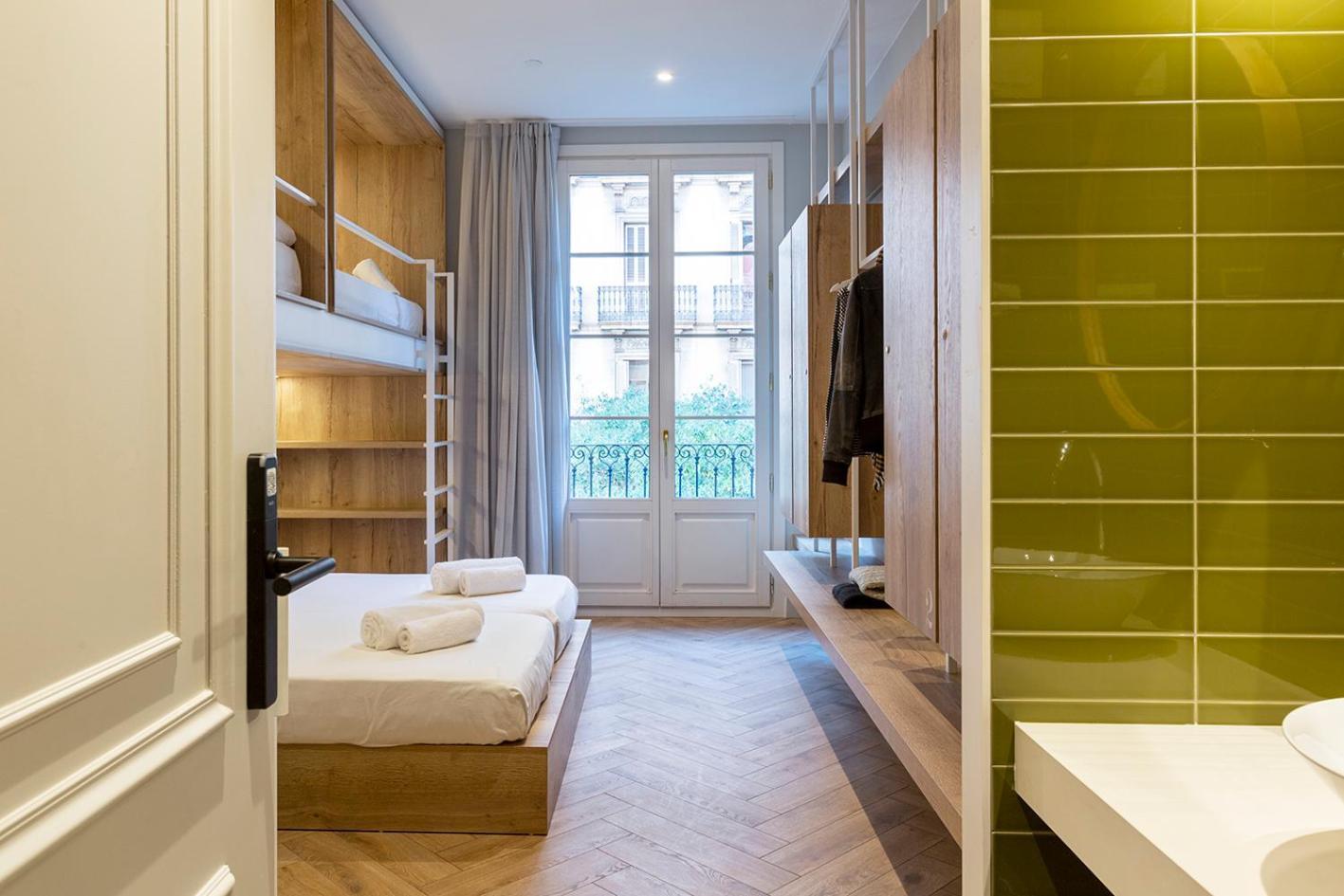 Weflating Boutique Hostel Барселона Экстерьер фото