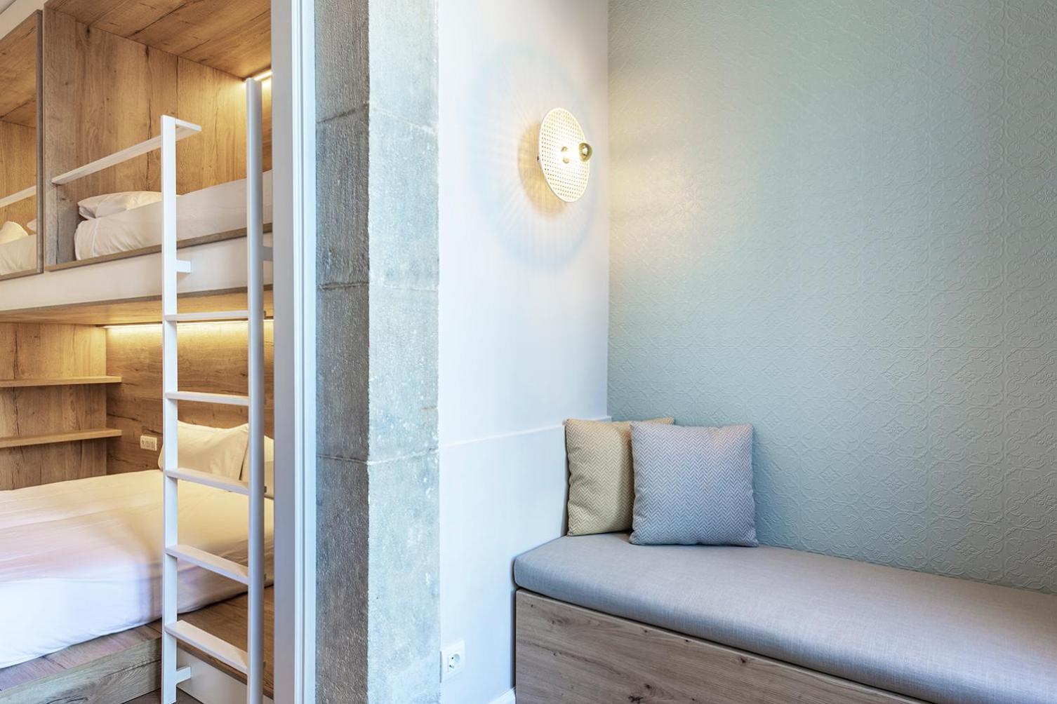 Weflating Boutique Hostel Барселона Экстерьер фото
